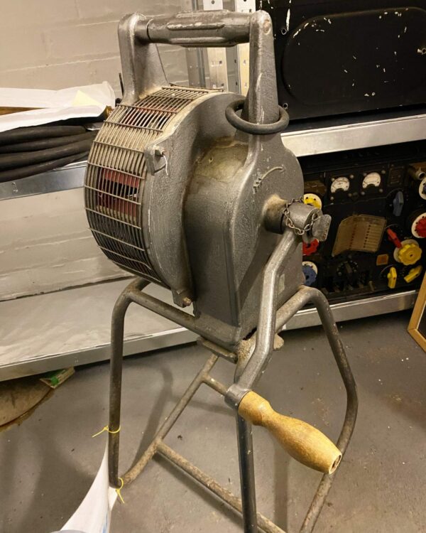 Hand cranked Air Raid Siren - Image 3