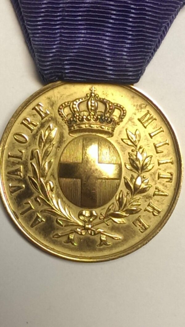 Italian  Medal of Valor Gold /highest class(WW2) - Image 4