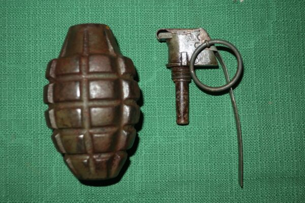 Original WW2 American mk2 Pineapple. - Image 6